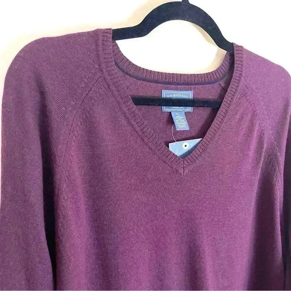 NWT G.H Bass Maroon V-Neck 100% Wool Ribbed Cuff & Hem Lightweight Sweater XL - Picture 5 of 11